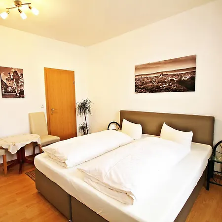 Gaestehaus Edith بيت ضيافة 3*