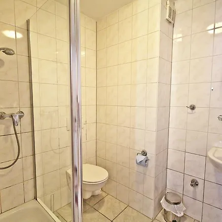 Gaestehaus Edith بيت ضيافة