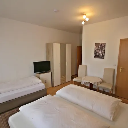 Gaestehaus Edith روتنبورغ أوب در تاوبر
