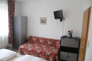 بيت ضيافة Gaestehaus Edith روتنبورغ أوب در تاوبر