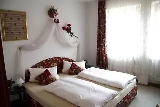 بيت ضيافة Gaestehaus Edith