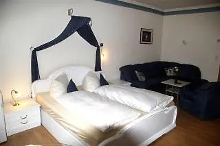 بيت ضيافة Gaestehaus Edith 3*